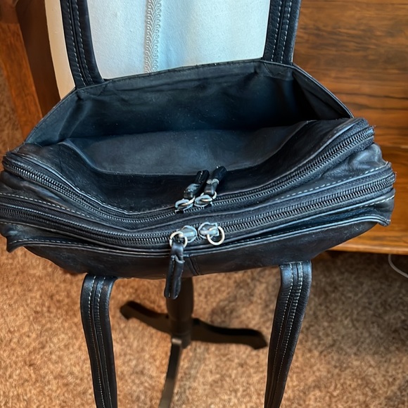 TIGNANELLO BLACK GENUINE LEATHER SHOULDER BAG - Picture 5 of 9